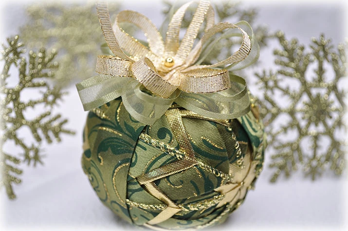 Winter Moss Quilted Ornament