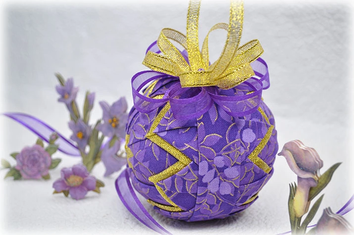 Lavender 'n Gold Quilted Ornament